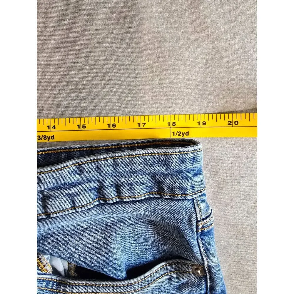 Forever 21 - 38 x 31 Slim - Picture 5 of 7